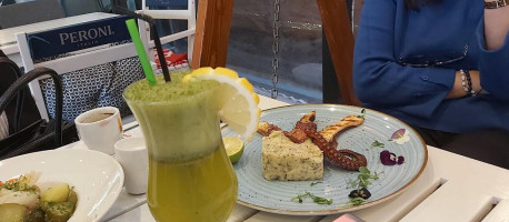 Tutti Cafe Nourriture