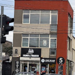 5 To Go Exterior