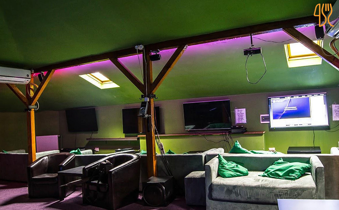 Fantasia Gaming Club Exterior
