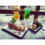 Mon Cher Caffe Decebal Gourou