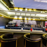 Nido Kitchen Wine Dentro