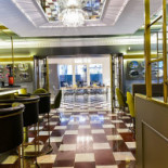 Nido Kitchen Wine Dentro