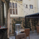 Nido Kitchen Wine Exterior