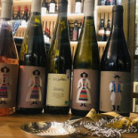 Nido Kitchen Wine Bebida