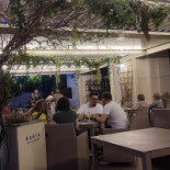 Karta À l'intérieur