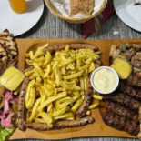 Coltu' Berarilor Nourriture