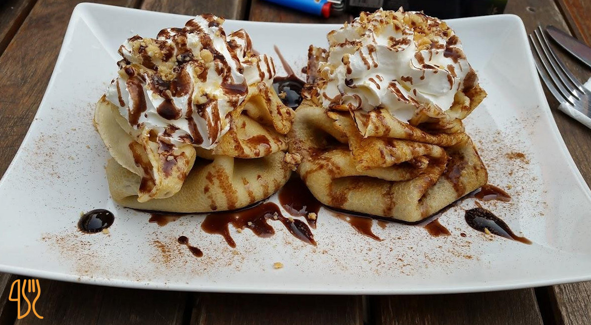 Coltu' Berarilor Comida