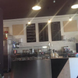 Bread And Butter Dentro