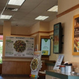 Delta Craft Beer Taproom Dentro