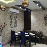 Corks Cozy Winebar À l'intérieur