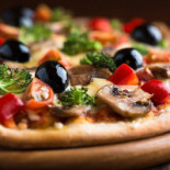 Ricco's Pizza Mâncare