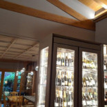 Niște Domni și Fiii În interior