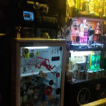 Niște Domni și Fiii În interior