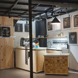 Roasted Coffee Shop În interior