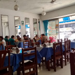 Turkish Golden Kebab Dentro