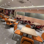Cannoleria Decebal În interior