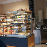 The Kimchi Bistro Shop În interior