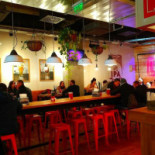 Tzunami Caffe Dentro