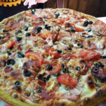 Pizzeria Da Giulio Mâncare