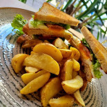 Aya Garden Sector 4 Comida