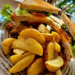 Aya Garden Sector 4 Nourriture