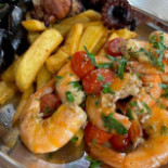 Aya Garden Sector 4 Comida