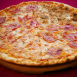 E Pizzeria Mâncare