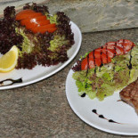 E Pizzeria Mâncare