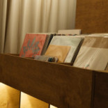Ton În interior