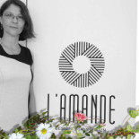 L'amande Logo