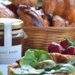 French Bakery Serban Voda Mâncare