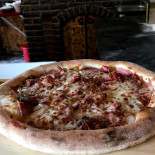 Pizzeria Il Pizzarello Mâncare