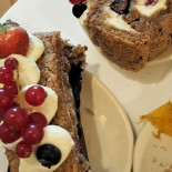 Almond Artisanal Bakery Mâncare
