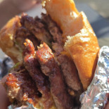 Beef Buns Smash Burger Cu Vita Angus Mâncare