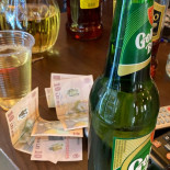 Mici Obor Cei Mai Buni Mici Mari La Terasa Platou Băutură