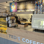 Ted's Coffee Co. În interior
