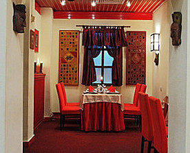 Taj Indian Cuisine În interior