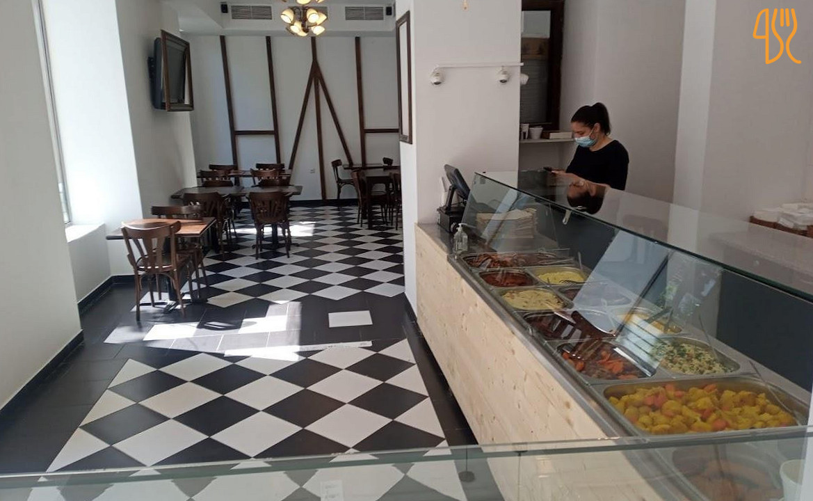 Cristian Mâncare Artizanală În interior