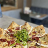 Napoletan Pizza E Pasta Nourriture