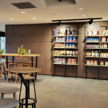 Tchibo Coffee Service Shop Cafe În interior