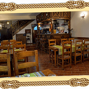 Taverna La Zavat: Grecesc Mancare Greceasca Bucuresti În interior