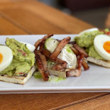 Mika Bistro Mâncare