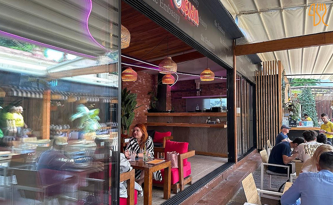 Oishii By Sushi 2 Go În interior