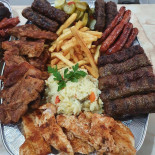 La Micu'l Vesel Bucharest Mâncare