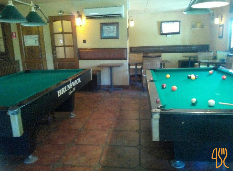 Lucky Point Pub În interior