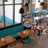 Kondica Social Lunch În interior