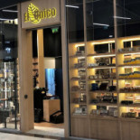 El Unico Cigar Lounge Exterior