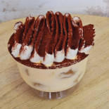 Cofetaria Savoarea Dulcelui Nourriture