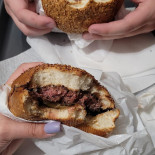Mg. Burger Mâncare