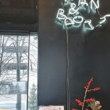 Beans&dots Specialty Coffee Shop Mare À l'intérieur